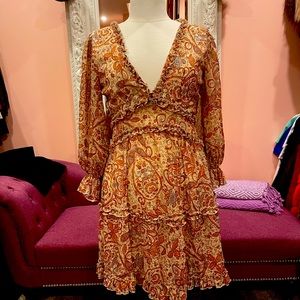 Beautiful Chiffon Summer Dress, with back cut out and zipper.